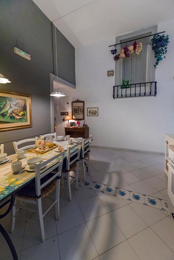 La Casa Napoletana - Ls Accommodations ナポリ エクステリア 写真
